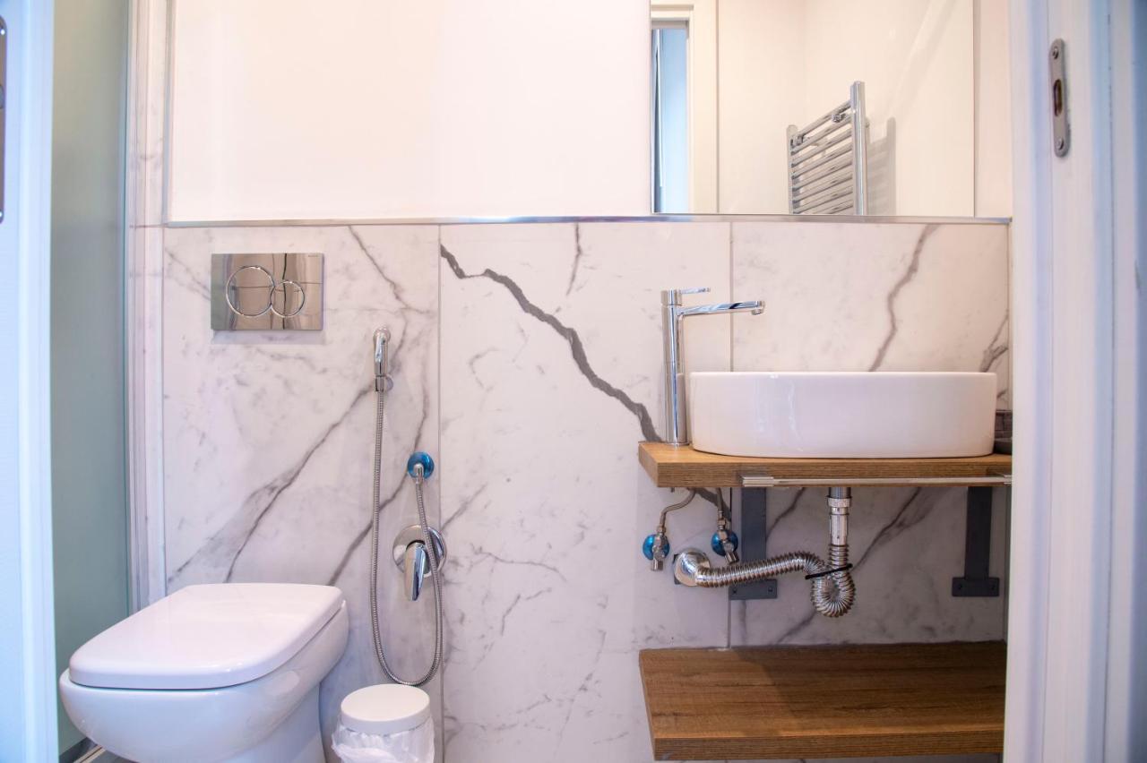 Ad Suites Tritone Rome Bagian luar foto