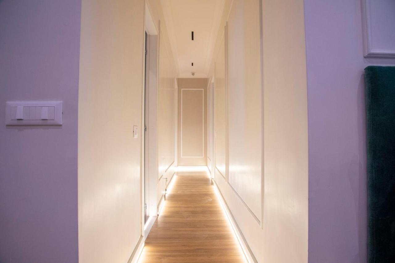 Ad Suites Tritone Rome Bagian luar foto