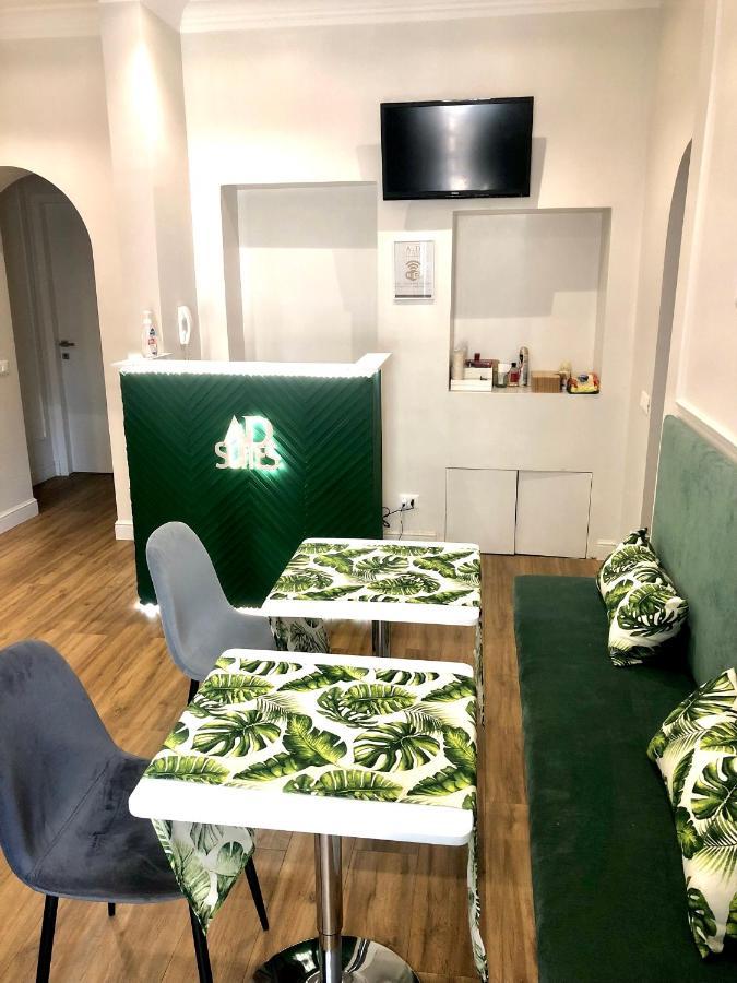 Ad Suites Tritone Rome Bagian luar foto