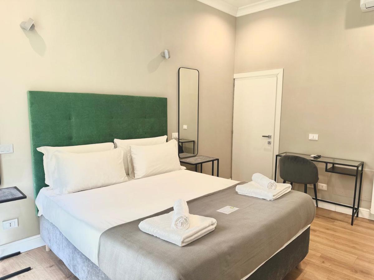 Ad Suites Tritone Rome Bagian luar foto